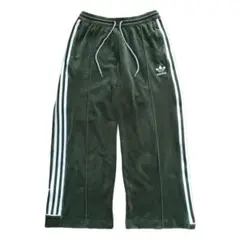 adidas アディダス トラックパンツ ベロア トレフォイルロゴ グリーン