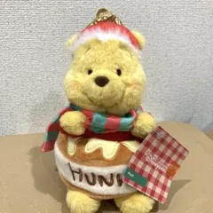 新品 香港ディズニー　クリスマス　プーさん ぬいぐるみ
