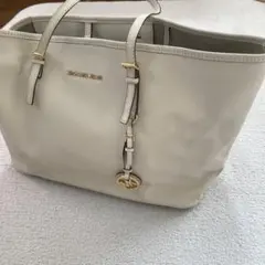 MICHAEL KORS ベージュトートバッグ