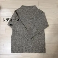 【ユニクロ】モックネック セーター　ニット レディースMサイズ　ベージュ　茶色