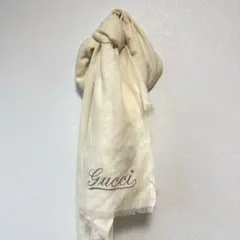 GUCCI ストール　ロゴ刺繍　大判　エクリュのサムネイル