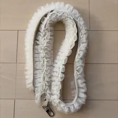 アイボリー フリル付きショルダーストラップ