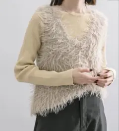 シャギーニットベスト