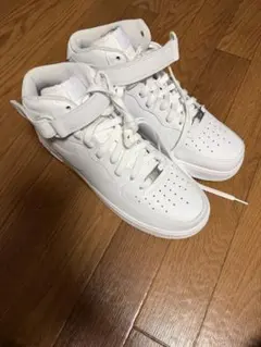 NIKE AIR FORCE 1 ホワイト　ハイのサムネイル
