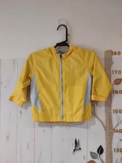 ナイキ　NIKE　ウィンドウブレーカー　シャカシャカ　黄色