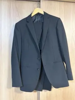 スーツセット　黒い