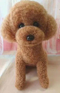 トイプードル編みぐるみ（植毛）犬 【伏せポーズ】レッド - メルカリ