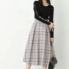 タックフレアスカート　グレー　チェック