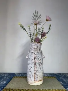 陶器 花瓶 筒型 鼠志野 - メルカリ
