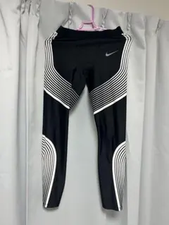 Item thumbnail for item 2d953bd2-7973-421b-8b3d-1a6bc4d20f1d