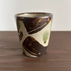 スナフジタ お猪口 ぐい呑み 陶器 スカンク 人物柄 スナフジタ お猪口 ぐい呑み 陶器 スカンク 人物柄 - メルカリ