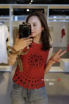 伊原葵さん着用 H&M クロシェ編み ニットベスト レッド