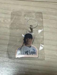 阪神タイガース　オーロラめじるしチャーム　木浪