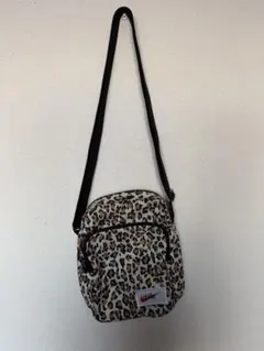 ショルダーバッグ