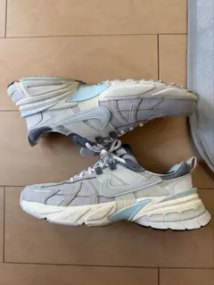 NIKE women's V2K RUNのサムネイル