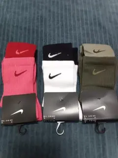 ナイキnikeレイヤードソックス　3足セット　24 25 26