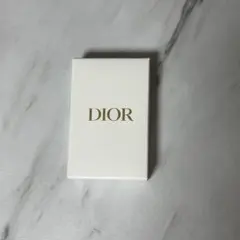 DIOR トランプ ノベルティ