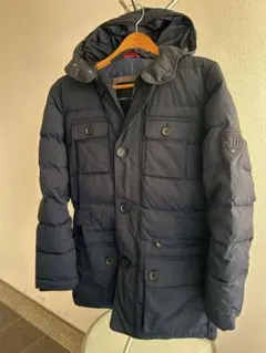 TOMMY HILFIGER ネイビーダウンジャケット