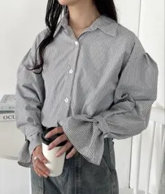【値下！】ストライプ柄 ボリューム袖 長袖シャツ ストライプ トップス 長袖