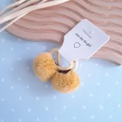 ヘアゴム 髪ゴム ベビー キッズ 子供 ボンボン ファー マスタード 2本