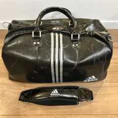 希少品adidas 大型バッグエナメルボストンショルダーストラップ付き