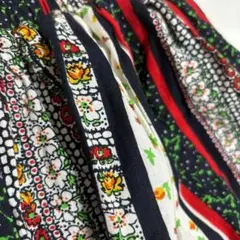 美品 エメラルドモーテル リネン混ロングスカート 花柄 フレア 綿 麻 夏秋のサムネイル