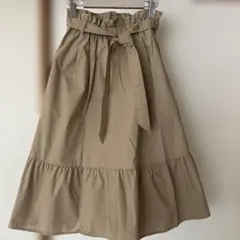 ユニクロ　フリルスカート ロング ベージュ Sのサムネイル