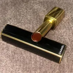 シャネル　ルージュアリュールレクストレホリデー947 ニュイプールプル ルージュ アリュール レクストレ 947 ニュイ プールプル / CHANEL