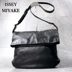 2026年最新】ISSEY MIYAKE 素材：本革 レディース ショルダーバッグの