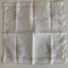 スワトウ　ハンカチ　刺繍