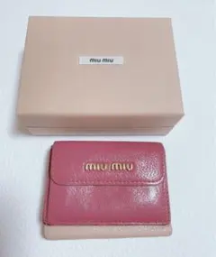 miumiu♡マドラスカラーブロック♡コンパクト財布のサムネイル