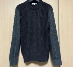 UNIQLO × jwアンダーソン ケーブル編み クルーネックセーターのサムネイル