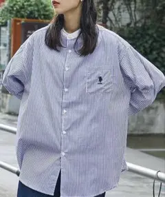新品☆ ユーエスポロアッスン　刺繍バンドカラーシャツ　ブルーストライプ　S