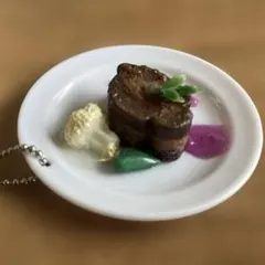 ぷにっとステーキ　牛肉キーチェーン
