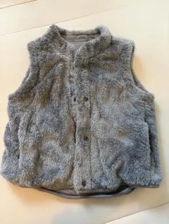 ユニクロ　ファーリーフリースリバーシブルベスト グレー 100