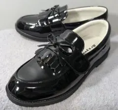 タッセルローファー ブラック ロリータ 24.5cm エナメル ベルクロのサムネイル