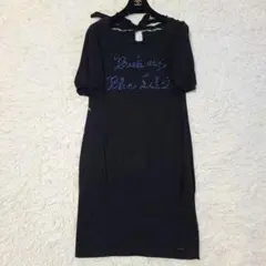 美品✨バーバリーブルーレーベル ニットワンピース ロゴプレート