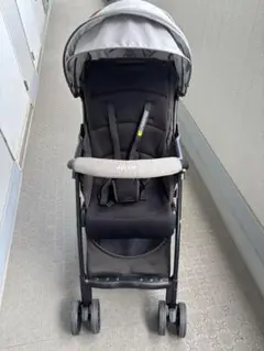 アップリカ軽量B形ベビーカー マジカルエアー クッション ACグレー　軽量