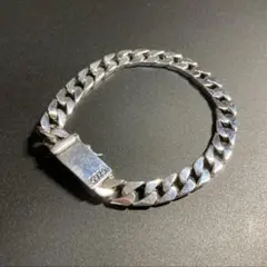 Item thumbnail for item 7489e60c-490f-4dc1-9577-1ae3dbb4eb84