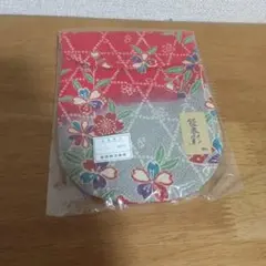 【新品未使用】能衣彩 ちりめん 携帯用足袋入れ レーヨン100% 高さ約16cmのサムネイル