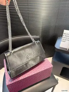 Item thumbnail for item bf871e0f-5bc5-462e-953b-28e5807f31c9