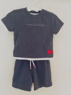 未着用　トミーヒルフィガー ベビー セットアップ 70cm ネイビー 男の子のサムネイル