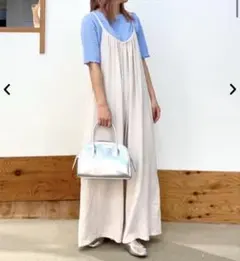 【6/16までお値下げ中】 涼感強撚サンドサロペットパンツ アイボリー Mサイズのサムネイル