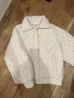 ホワイト キルティングジャケット