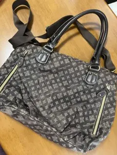 Item thumbnail for item b24fa683-0ccc-4a14-b8cf-52d4ba70f4ce