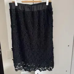 【美品】アースミュージック&エコロジー 黒 花柄レーススカート ウエストゴム