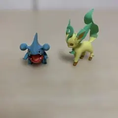 ポケモンスケールワールド　フカマル　リーフィア　2体セット　フィギュア