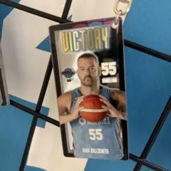佐賀バルーナーズ 55番 ハレルソン選手 VICTORY キーホルダー