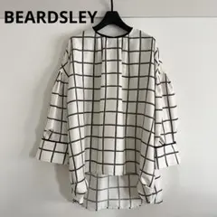 極美品 ビアズリー 柄 パイピング 身幅ゆったり ブラウス BEARDSLEYのサムネイル