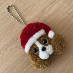 キャバリア　犬　パンチニードル　クリスマス・サンタ　マスコットチャーム